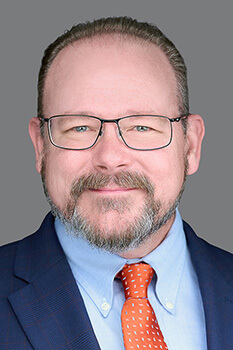 headshot of christopher ramsey